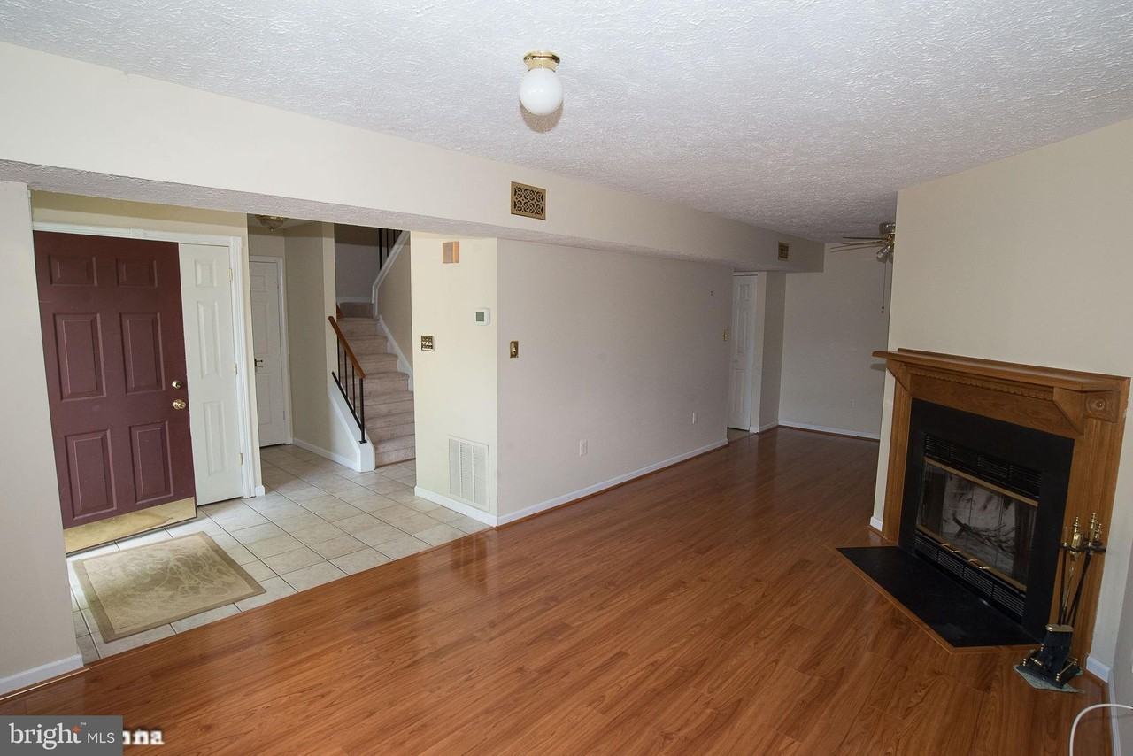 6128B Hoskins Hollow Cir - Photo 6 of 34