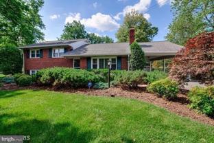 1415 Mayflower Dr - Photo 1 of 1