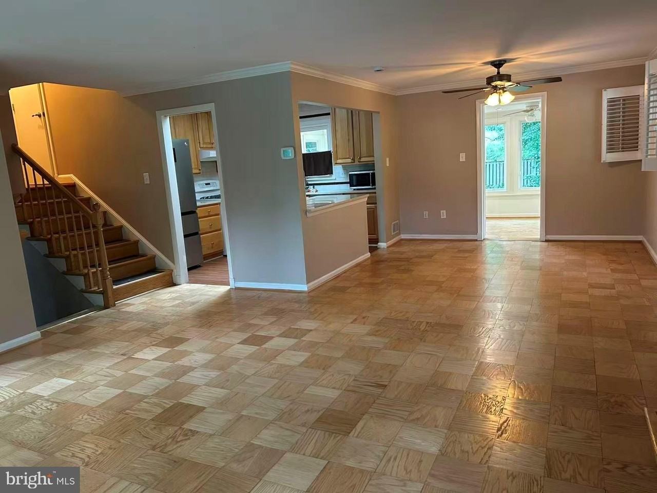 1415 Mayflower Dr - Photo 2 of 31