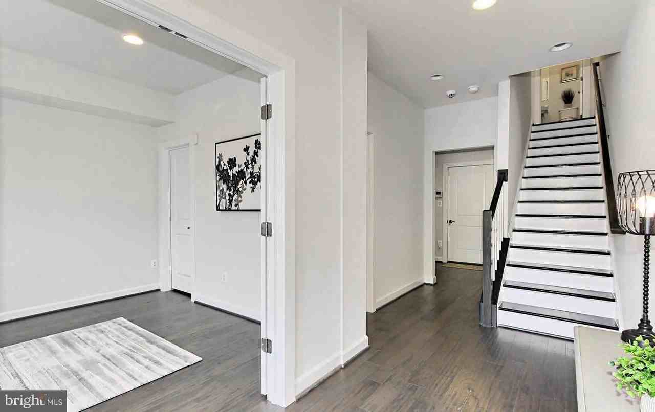 9306 Wild Black Cherry Ct - Photo 4 of 15