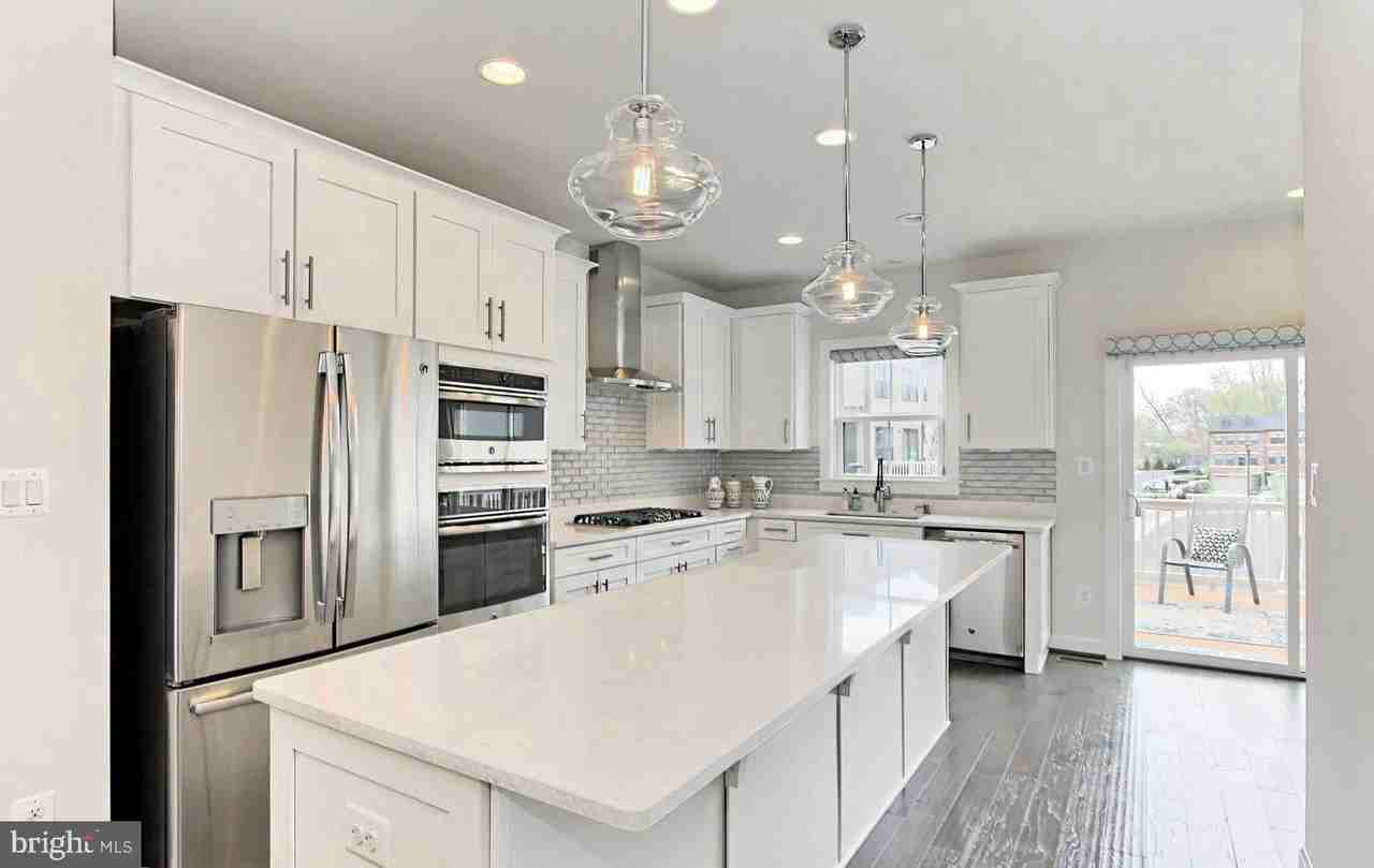 9306 Wild Black Cherry Ct - Photo 5 of 15