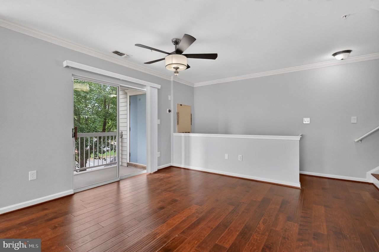 12825 Fair Briar Ln - Photo 6 of 35