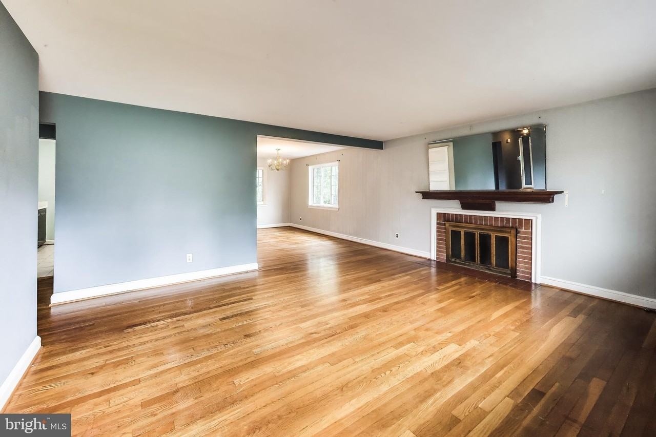 7215 Normandy Ln - Photo 2 of 40