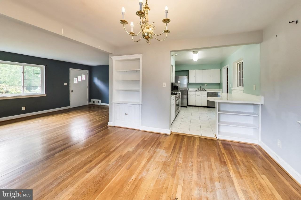 7215 Normandy Ln - Photo 6 of 40