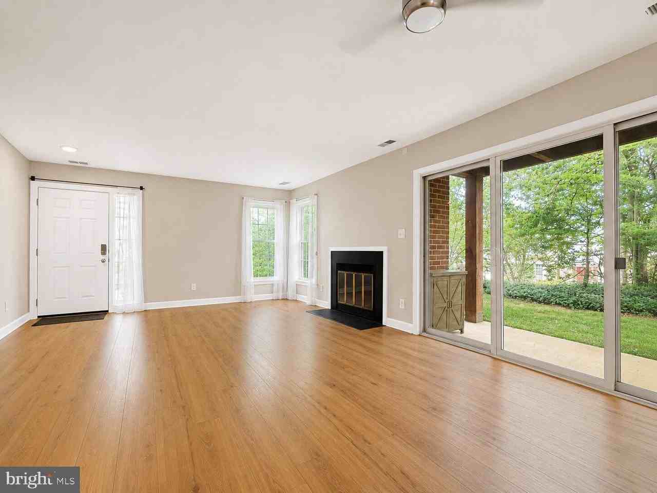 11150 Beaver Trail Ct - Photo 5 of 20