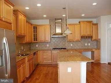 24921 Somerby Dr - Photo 3 of 6