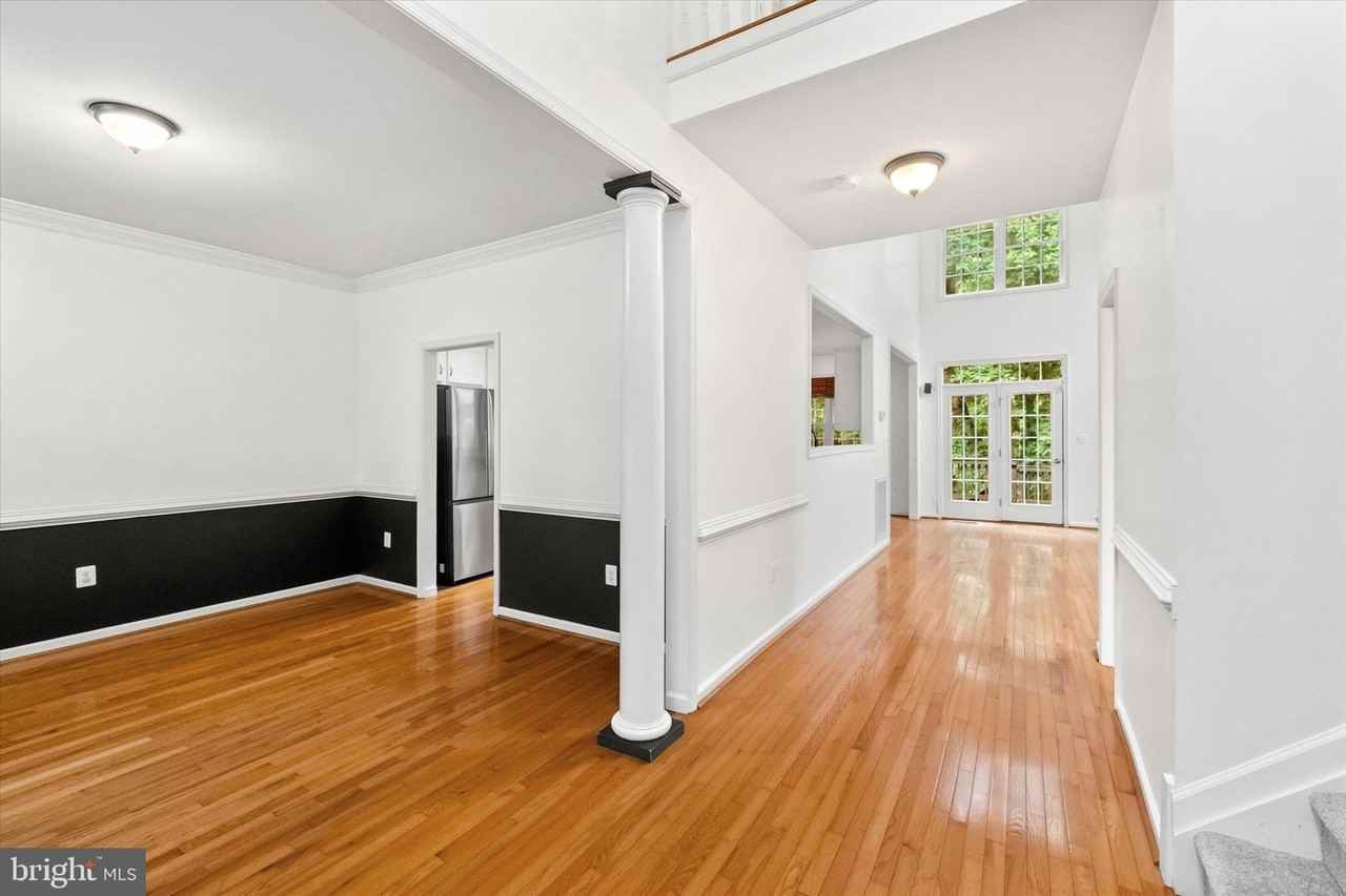 4107 Lakeview Pkwy - Photo 7 of 50