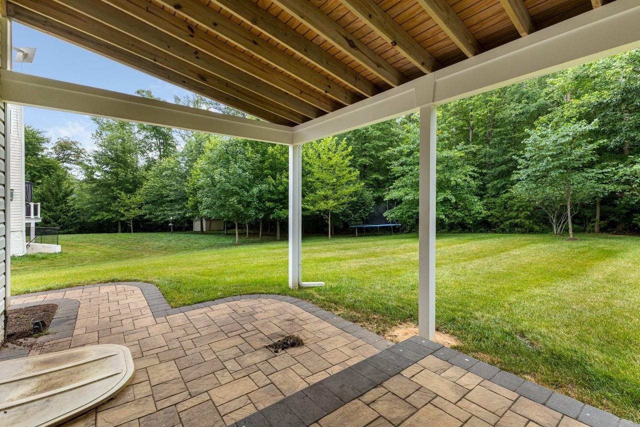 4900 Quixote Ct - Photo 7 of 44