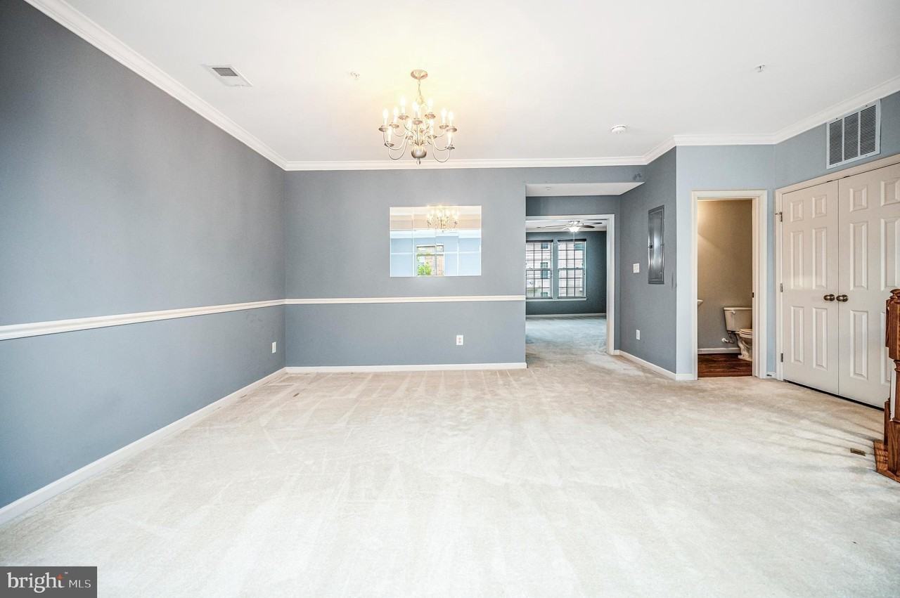 2515 Eastbourne Dr - Photo 4 of 28