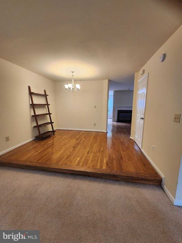 7766 Black Horse Ct - Photo 2 of 32