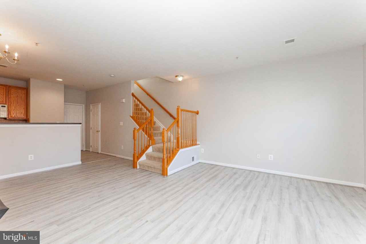 5039 Anchorstone Dr #5039 - Photo 5 of 36