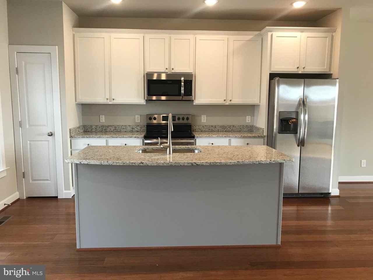 48 Andrews Pl - Photo 4 of 13