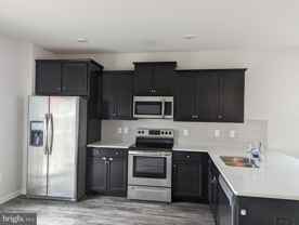 64 Vespucci Ln - Photo 1 of 1
