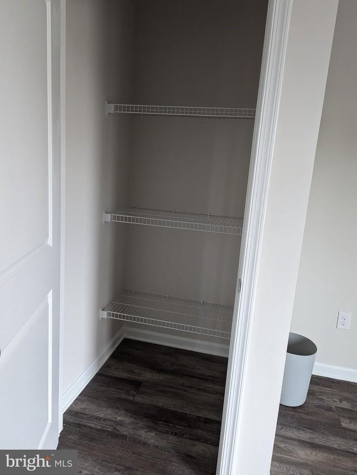 64 Vespucci Ln - Photo 3 of 23