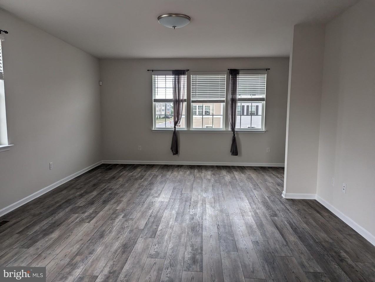 64 Vespucci Ln - Photo 7 of 23