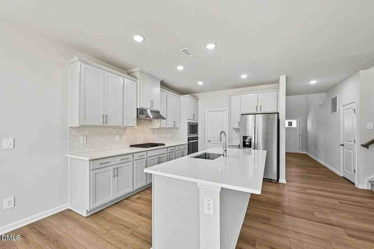 528 Bridger Dr - Photo 7 of 45