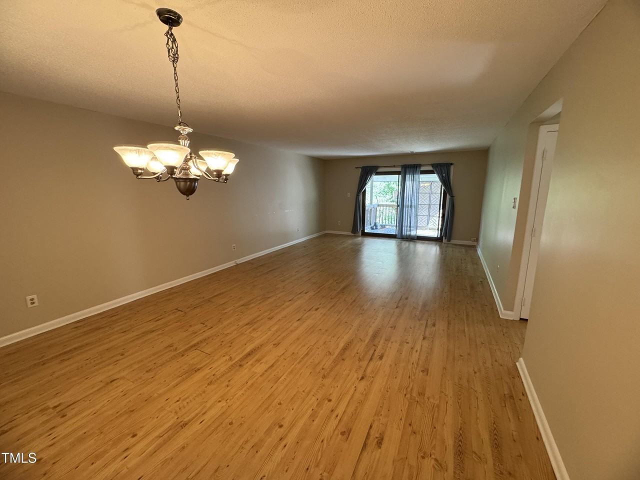 5112 Flint Ridge Pl - Photo 4 of 21