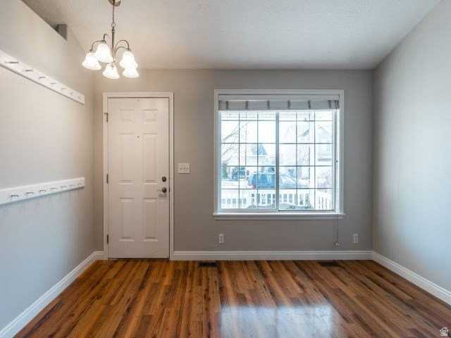 1446 E 1450 N - Photo 5 of 16