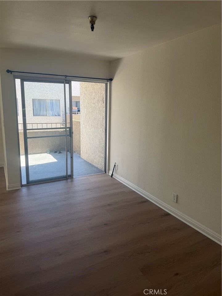 620 N Mar Vista Ave - Photo 4 of 15