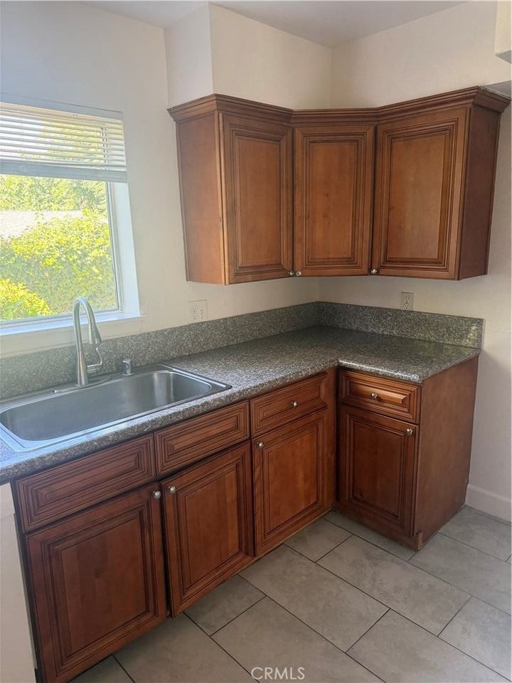 620 N Mar Vista Ave - Photo 6 of 15