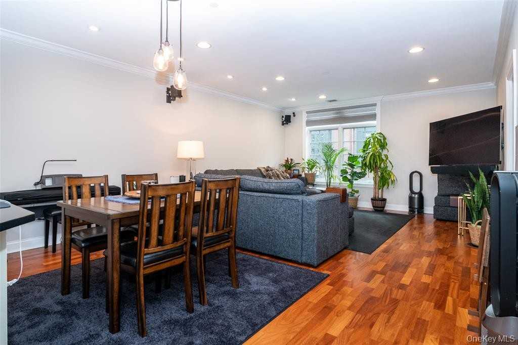 55 1st St - Photo 5 of 25