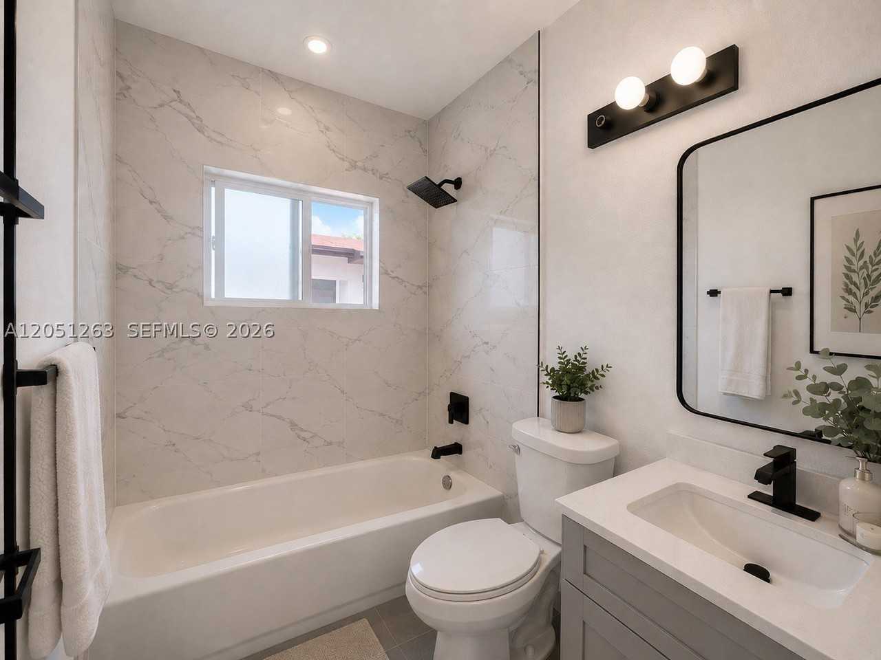 750 Nw 52nd St #750-752 - Photo 7 of 11