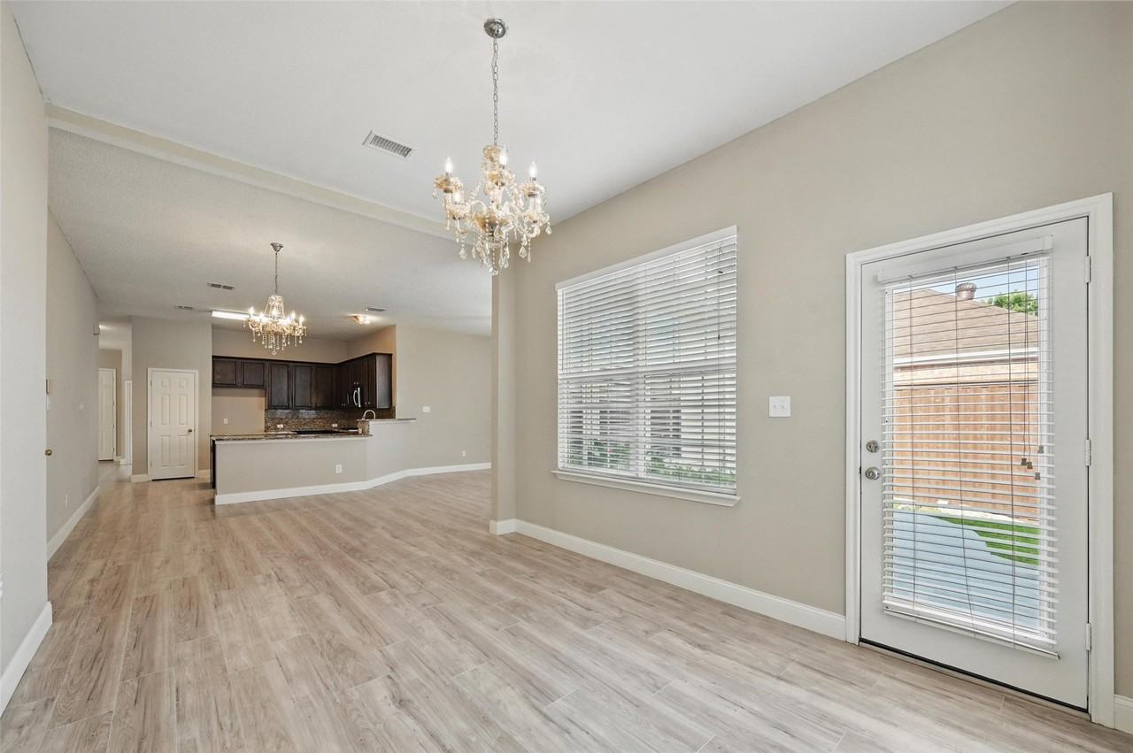 3609 Edwards Dr - Photo 2 of 24