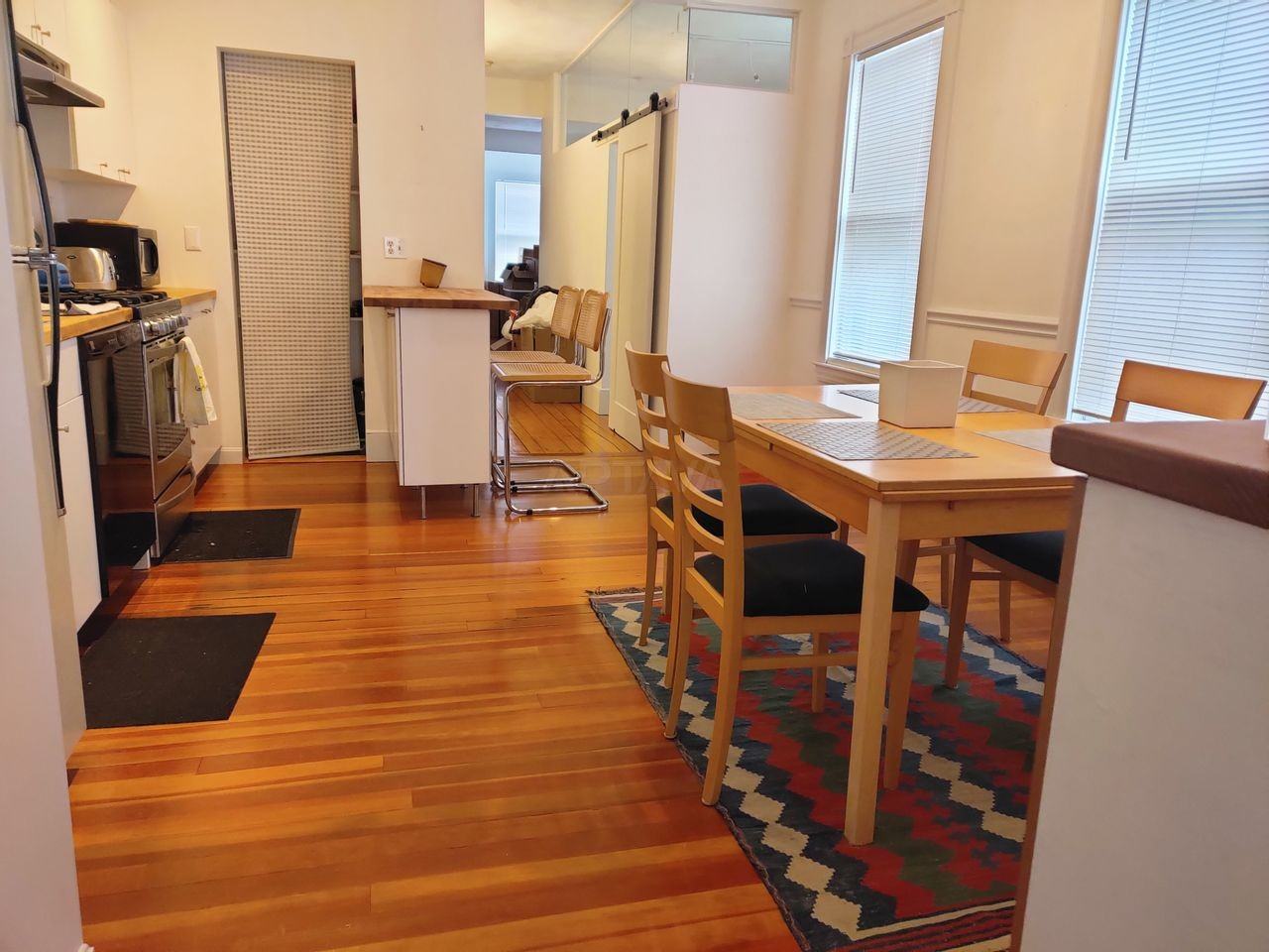 106 Pleasant St #1 - Photo 6 of 7