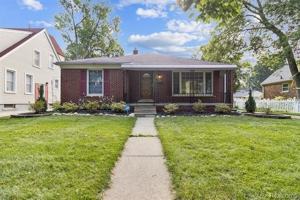 featured image of 11410 Auburndale St