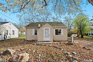 24266 Eureka Ave - Photo 1 of 1