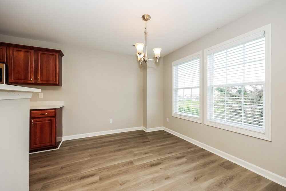 2945 Hearthside Dr - Photo 7 of 17