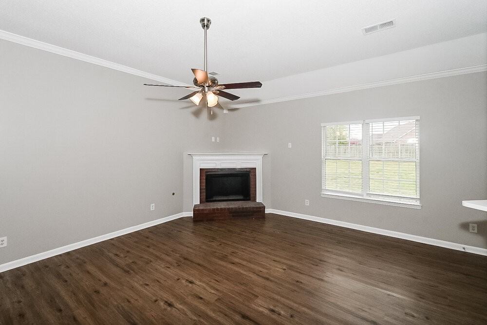 2785 Pinnacle Dr - Photo 4 of 16