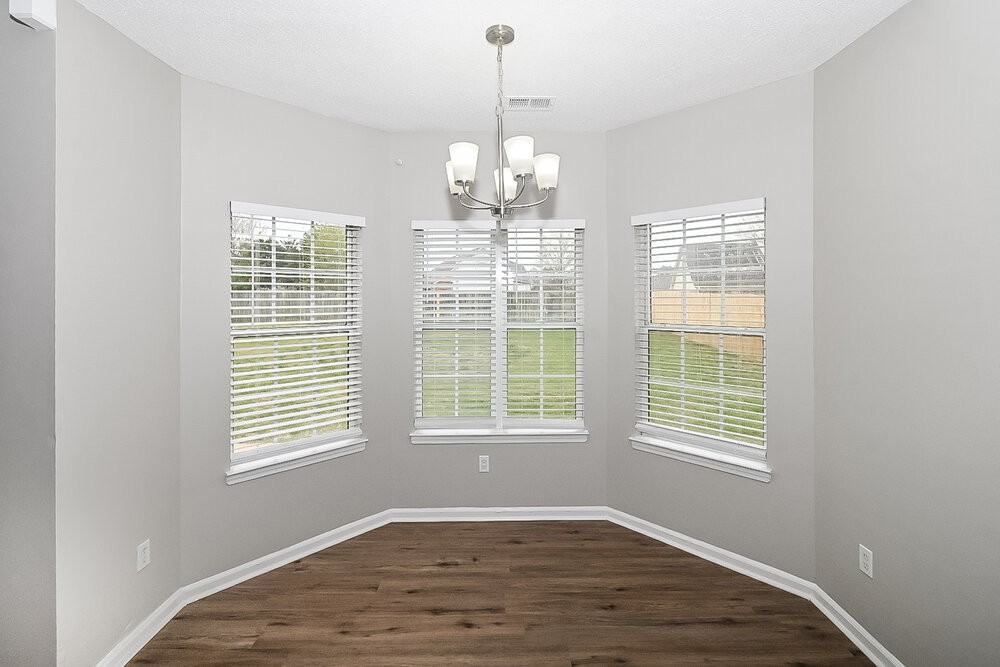 2785 Pinnacle Dr - Photo 5 of 16