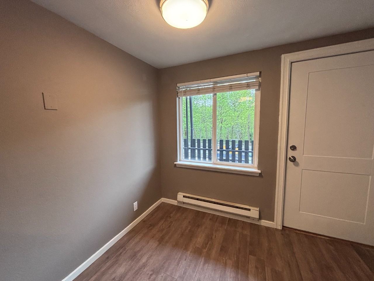 102 Summit Ave N #3 - Photo 7 of 17