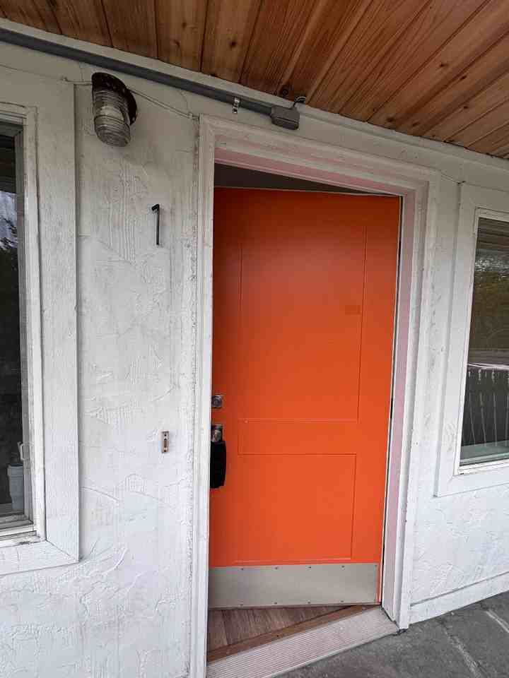 102 Summit Ave N #1 - Photo 3 of 19