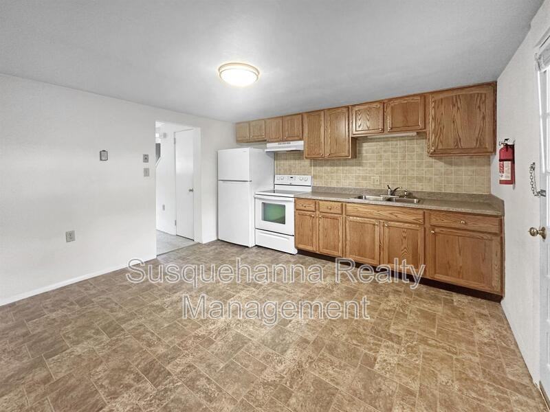 2 Arwin Dr #2 - Photo 6 of 12