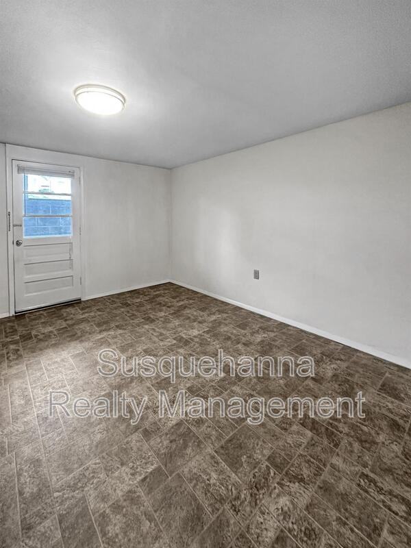2 Arwin Dr #2 - Photo 7 of 12