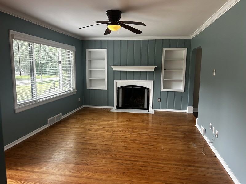 2421 Clarendon Ave - Photo 3 of 26