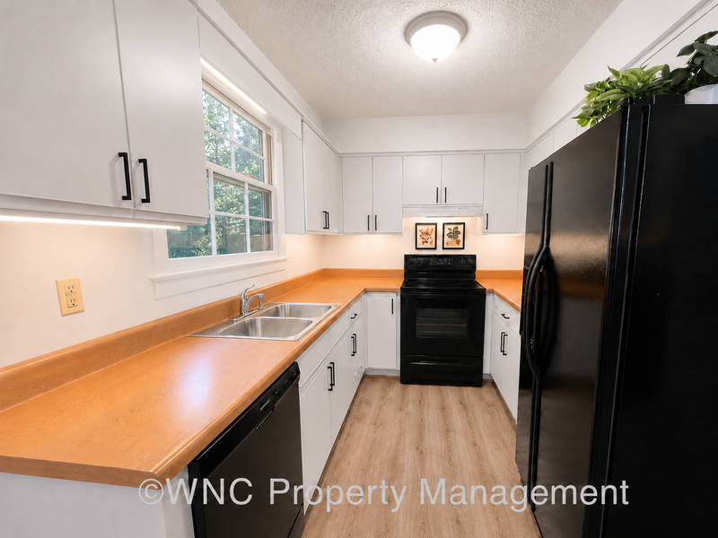 53 Tipperary Dr - Photo 6 of 13