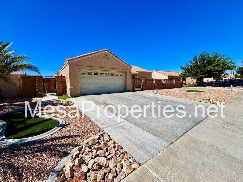 16481 Silica Dr - Photo 2 of 31