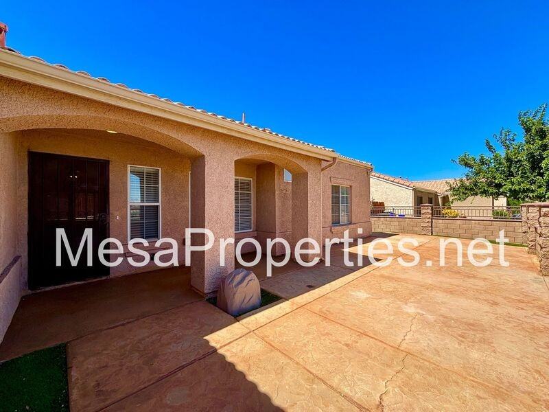 16481 Silica Dr - Photo 4 of 31