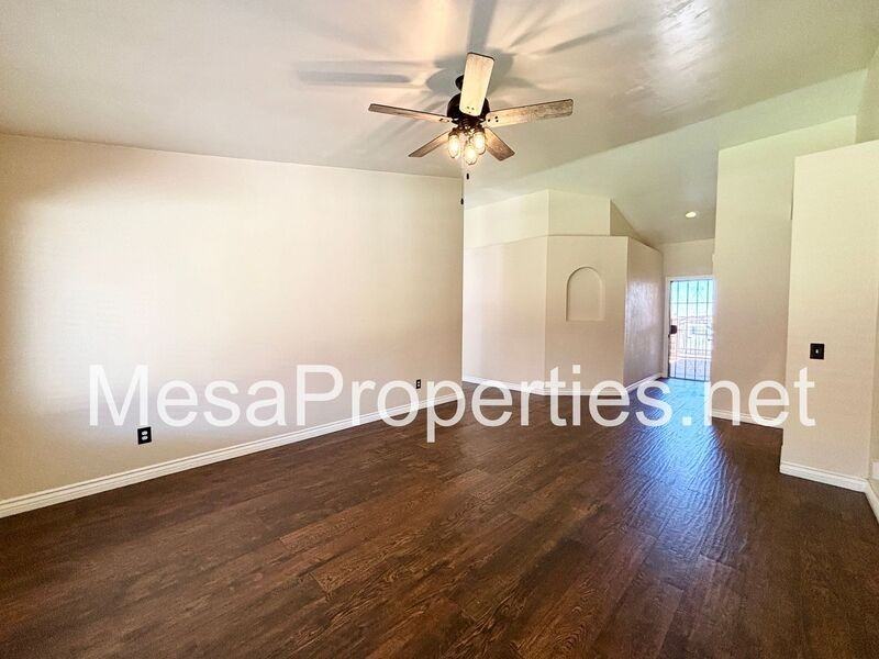 16481 Silica Dr - Photo 6 of 31