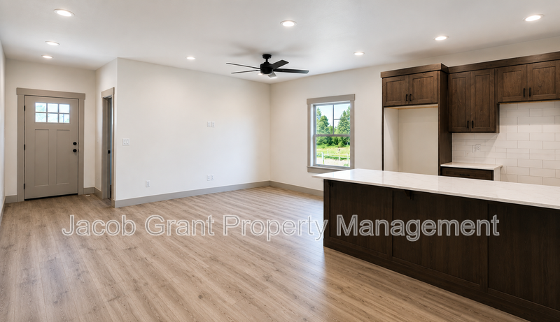 654 Ne #2 - Photo 4 of 17