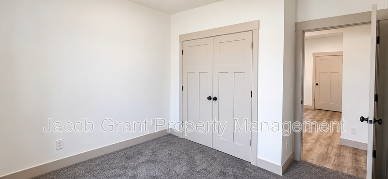 654 Ne #2 - Photo 6 of 17