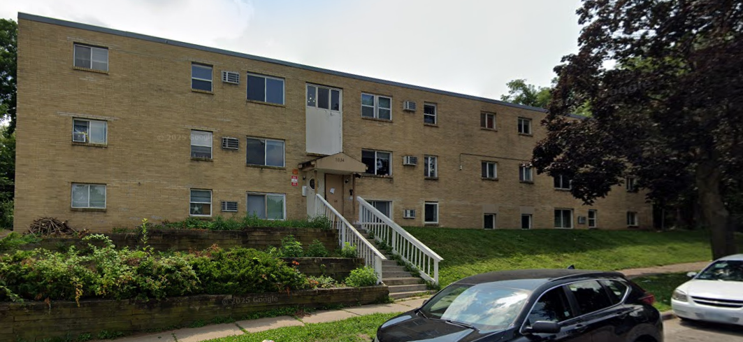 1034 Suburban Ave #202