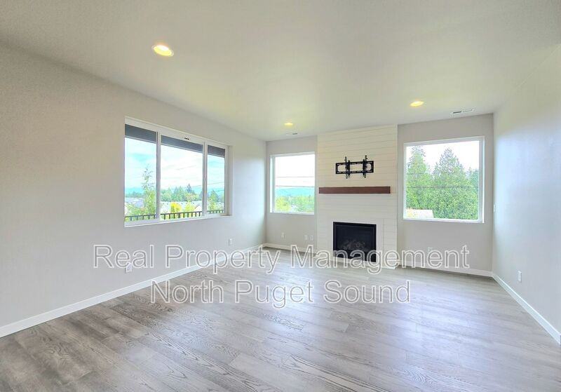 9903 16th Pl Se - Photo 5 of 27