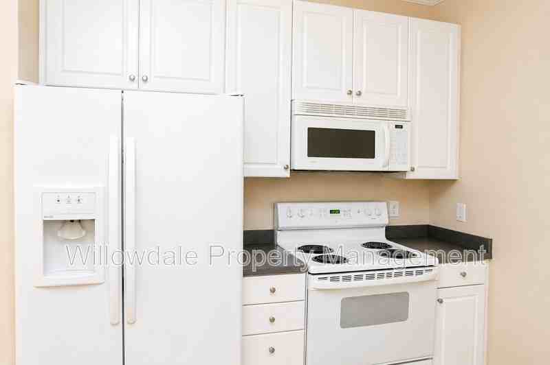 204 Savannah Ridge Rd - Photo 3 of 10