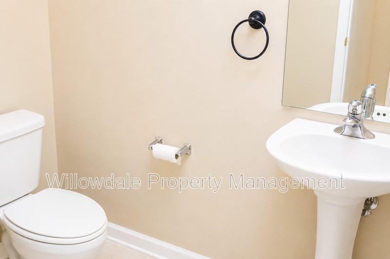204 Savannah Ridge Rd - Photo 6 of 10