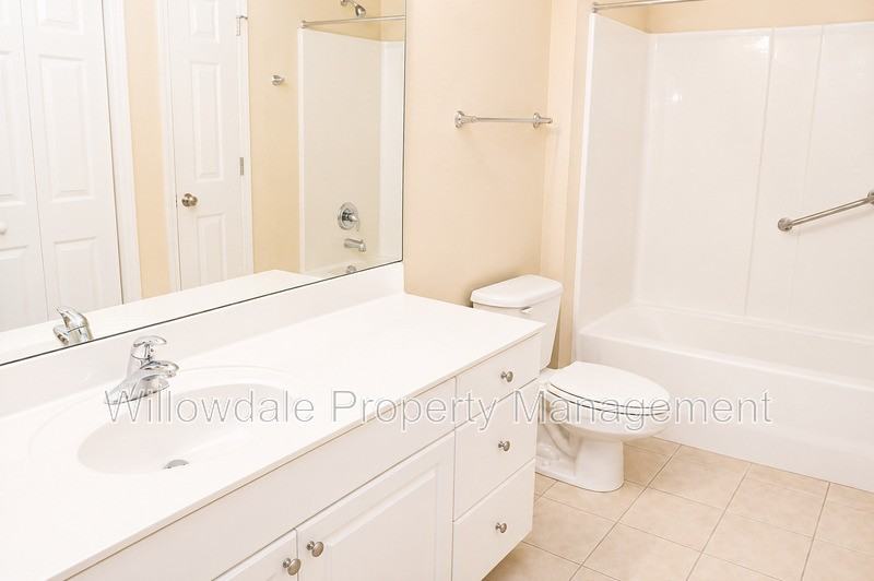 204 Savannah Ridge Rd - Photo 7 of 10