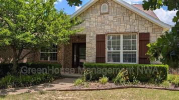 featured image of 4003 Sw Hawthorne Pl